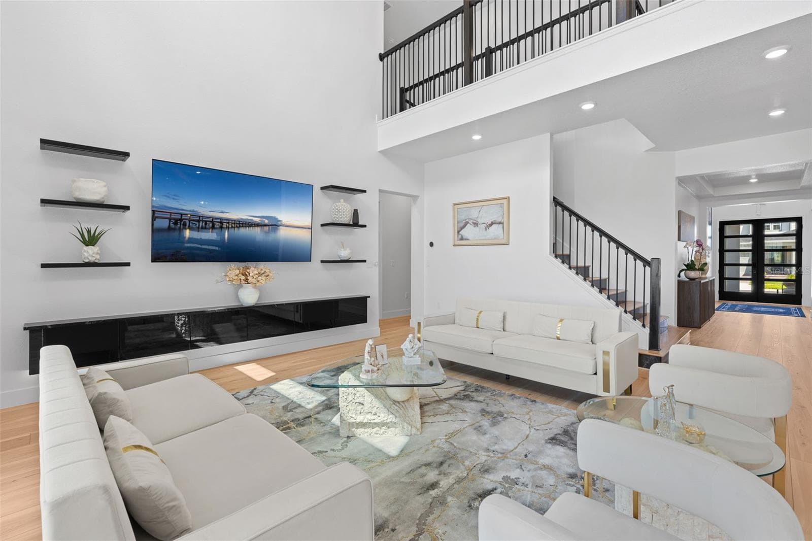 Dramatic two story living room. - 4617 GOLDEN BIRCH AVE, CLERMONT