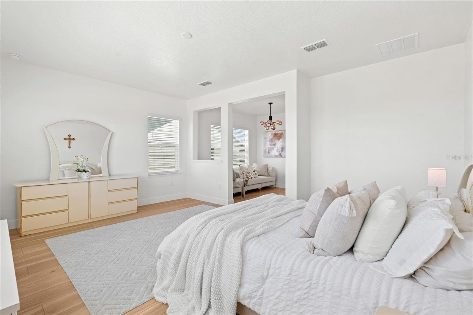Light, bright oversized primary suite. - 4617 GOLDEN BIRCH AVE, CLERMONT