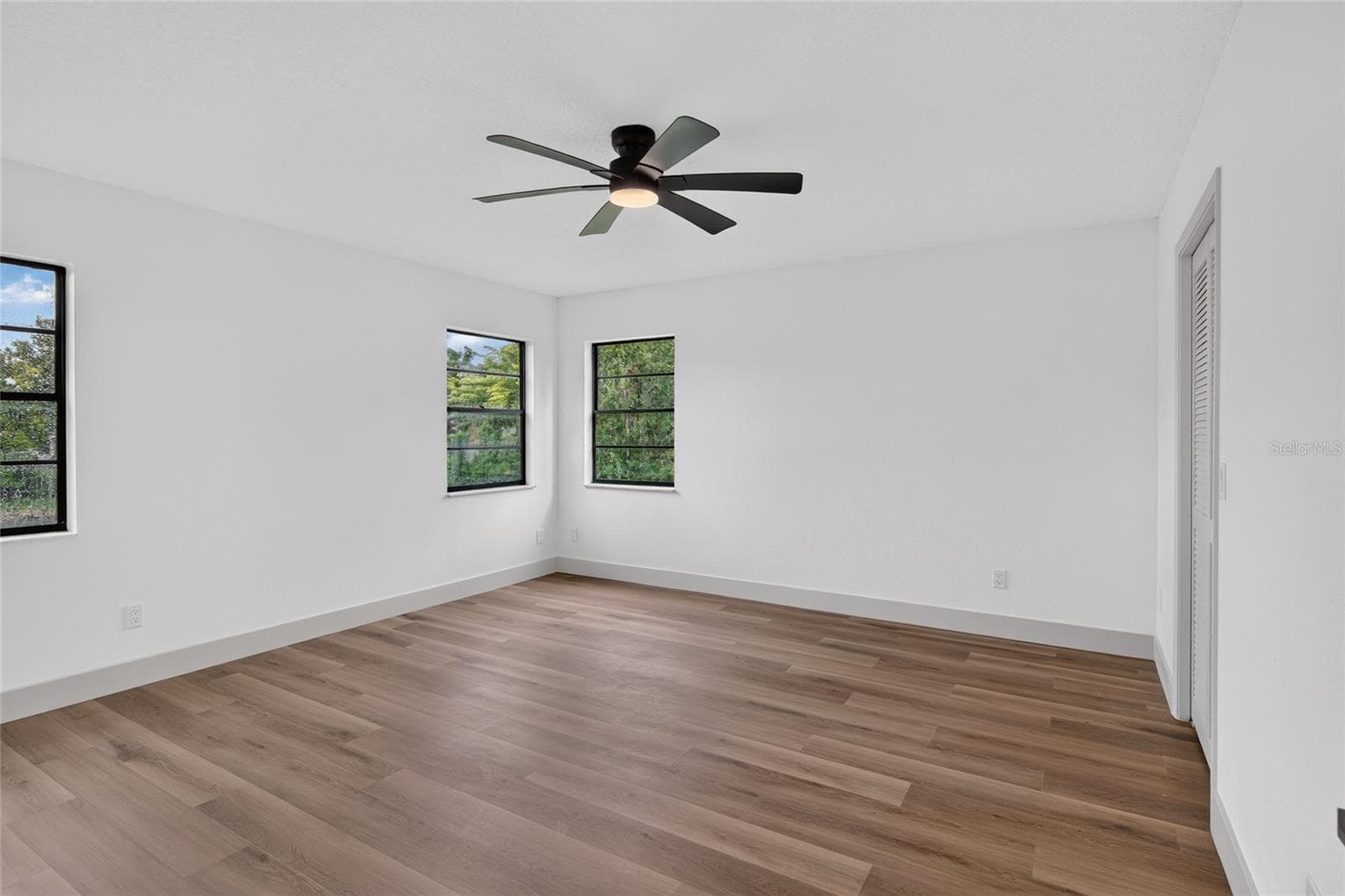 Single Family Residence at 1043 BUCKSAW PL, LONGWOOD, photo 18 of 21