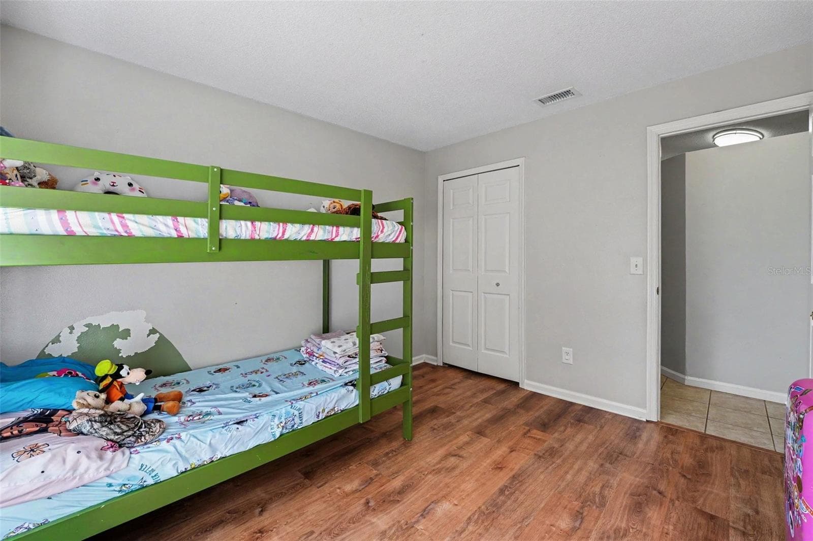 Single Family Residence at 107 MEDITERRANEAN CT, KISSIMMEE, photo 17 of 32