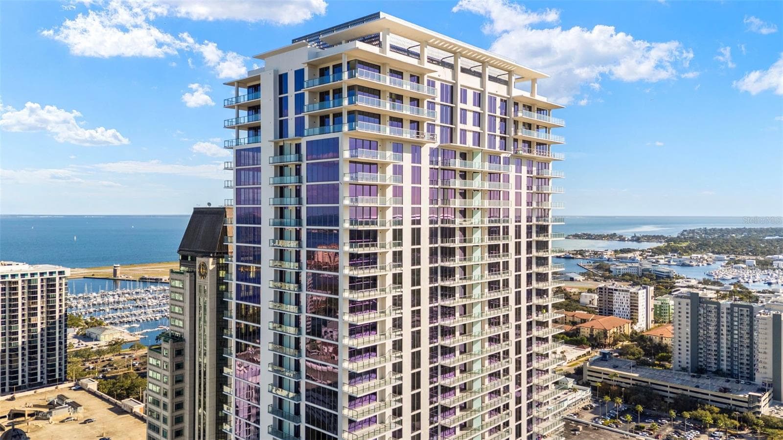 Condominium at 275 1ST AVE S #3206, ST PETERSBURG, photo 20 of 24