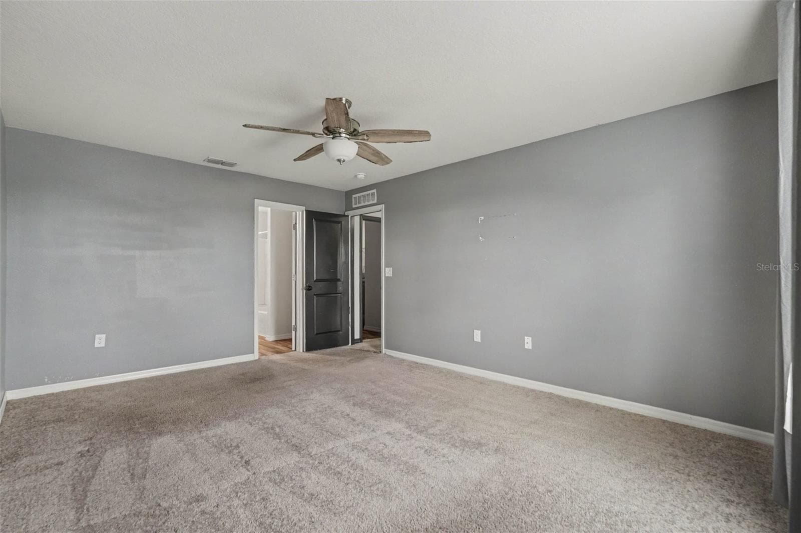 Single Family Residence at 6104 SHIPROCK AVE, SPRING HILL, photo 20 of 34