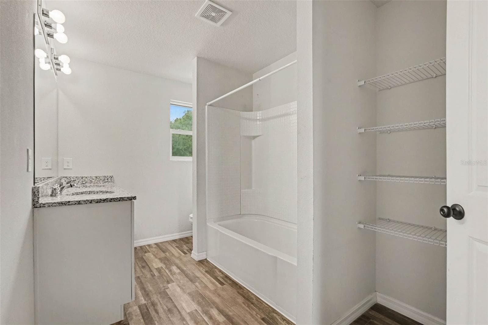 Single Family Residence at 6104 SHIPROCK AVE, SPRING HILL, photo 21 of 34