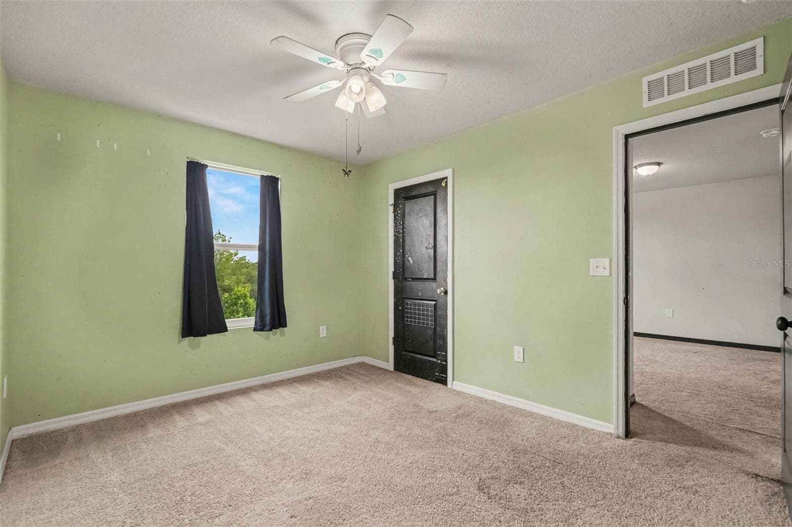 Single Family Residence at 6104 SHIPROCK AVE, SPRING HILL, photo 22 of 34