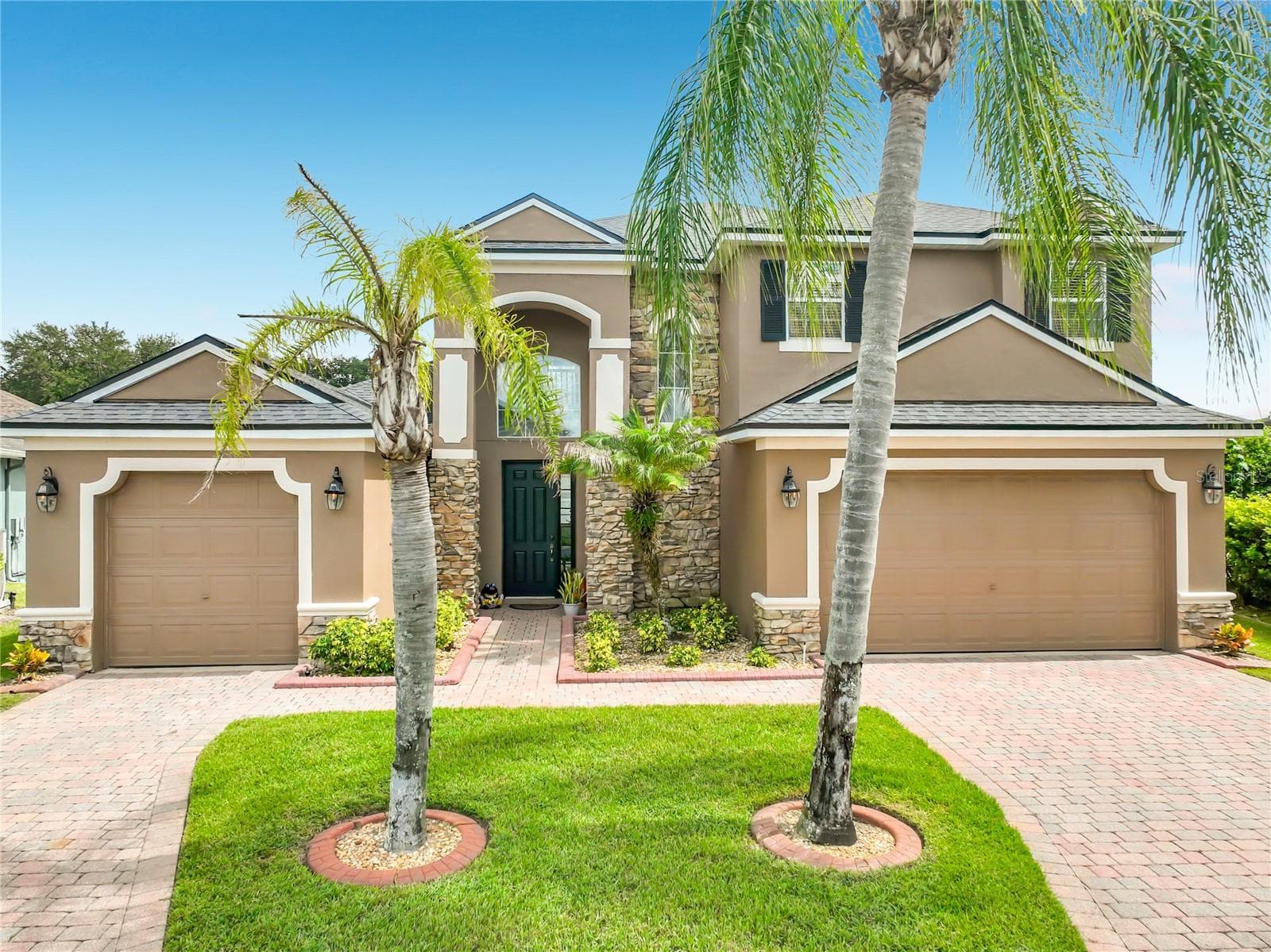 Single Family Residence at 1587 THORNAPPLE LN, SANFORD, photo 2 of 70