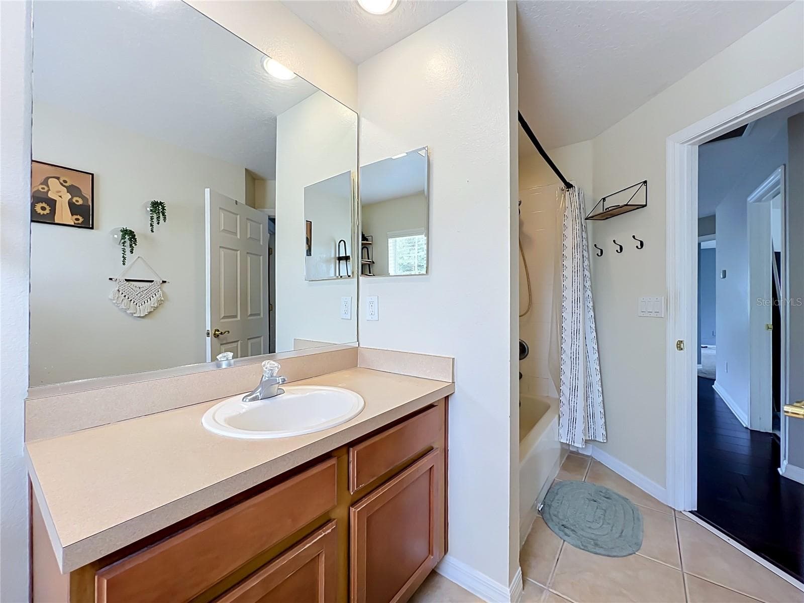 Single Family Residence at 1587 THORNAPPLE LN, SANFORD, photo 45 of 70