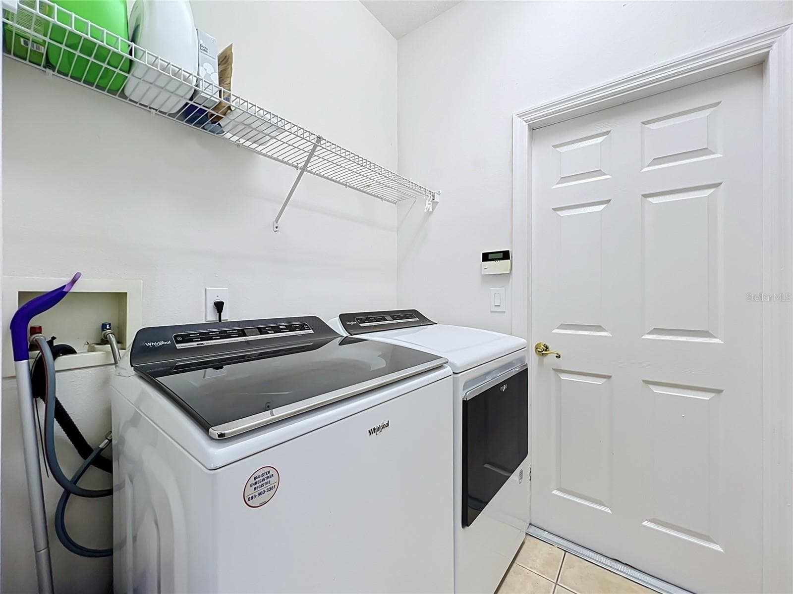 Single Family Residence at 1587 THORNAPPLE LN, SANFORD, photo 47 of 70