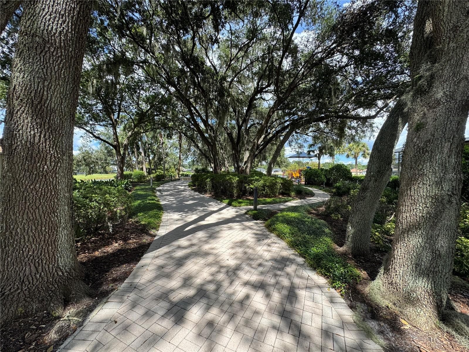 Single Family Residence at 1587 THORNAPPLE LN, SANFORD, photo 67 of 70