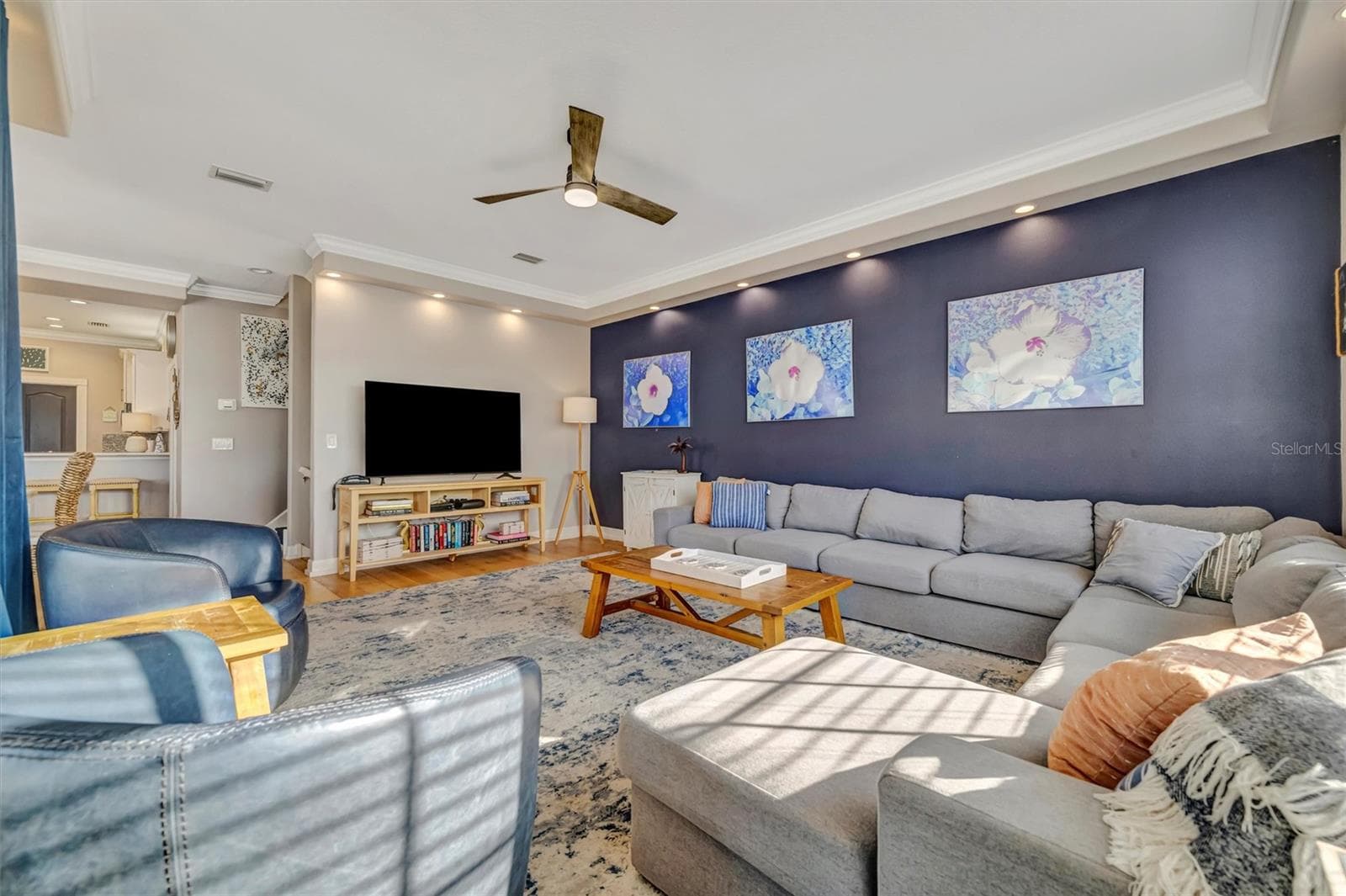 Single Family Residence at 303 58TH ST, HOLMES BEACH, photo 10 of 100