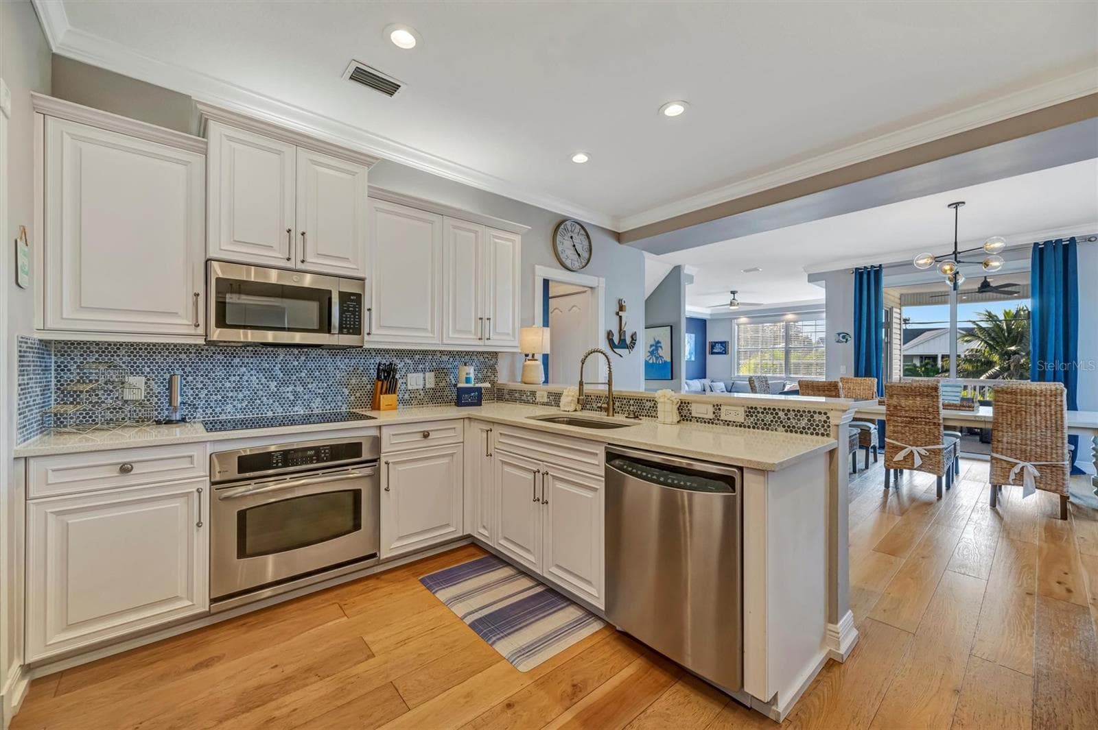 Single Family Residence at 303 58TH ST, HOLMES BEACH, photo 12 of 100