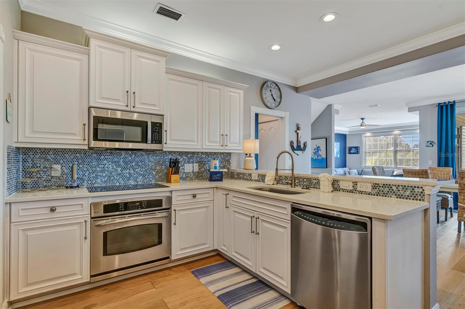 Single Family Residence at 303 58TH ST, HOLMES BEACH, photo 13 of 100