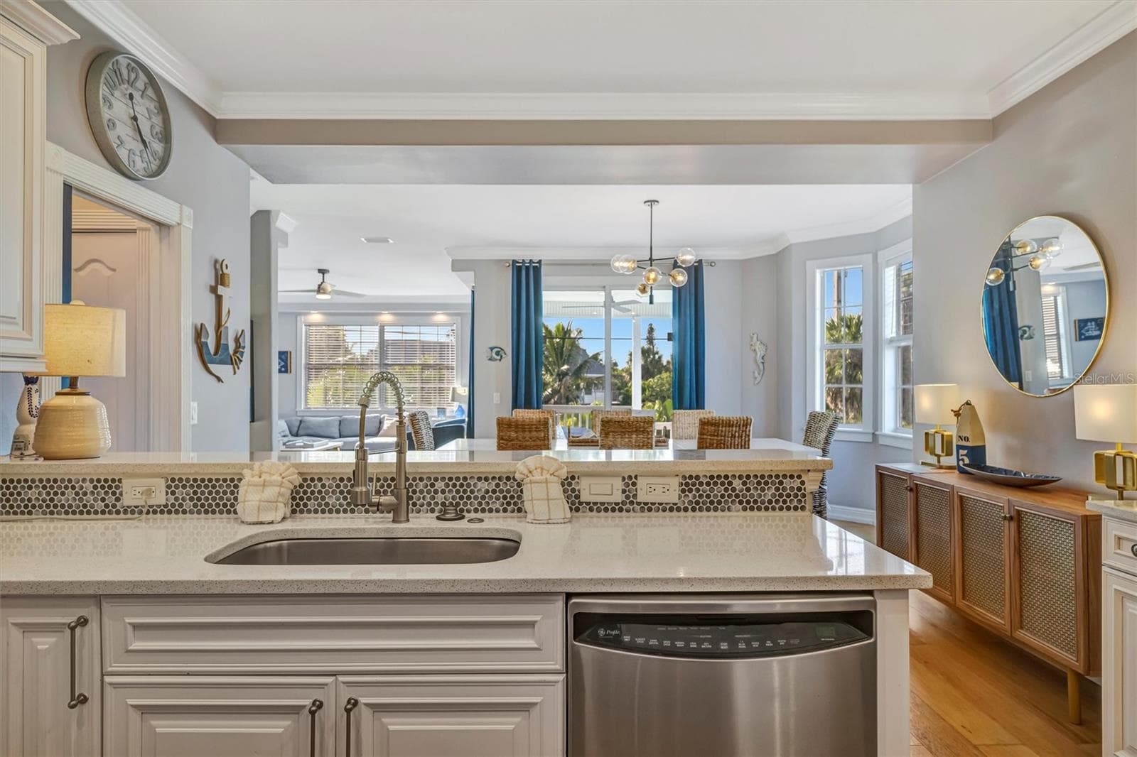 Single Family Residence at 303 58TH ST, HOLMES BEACH, photo 15 of 100