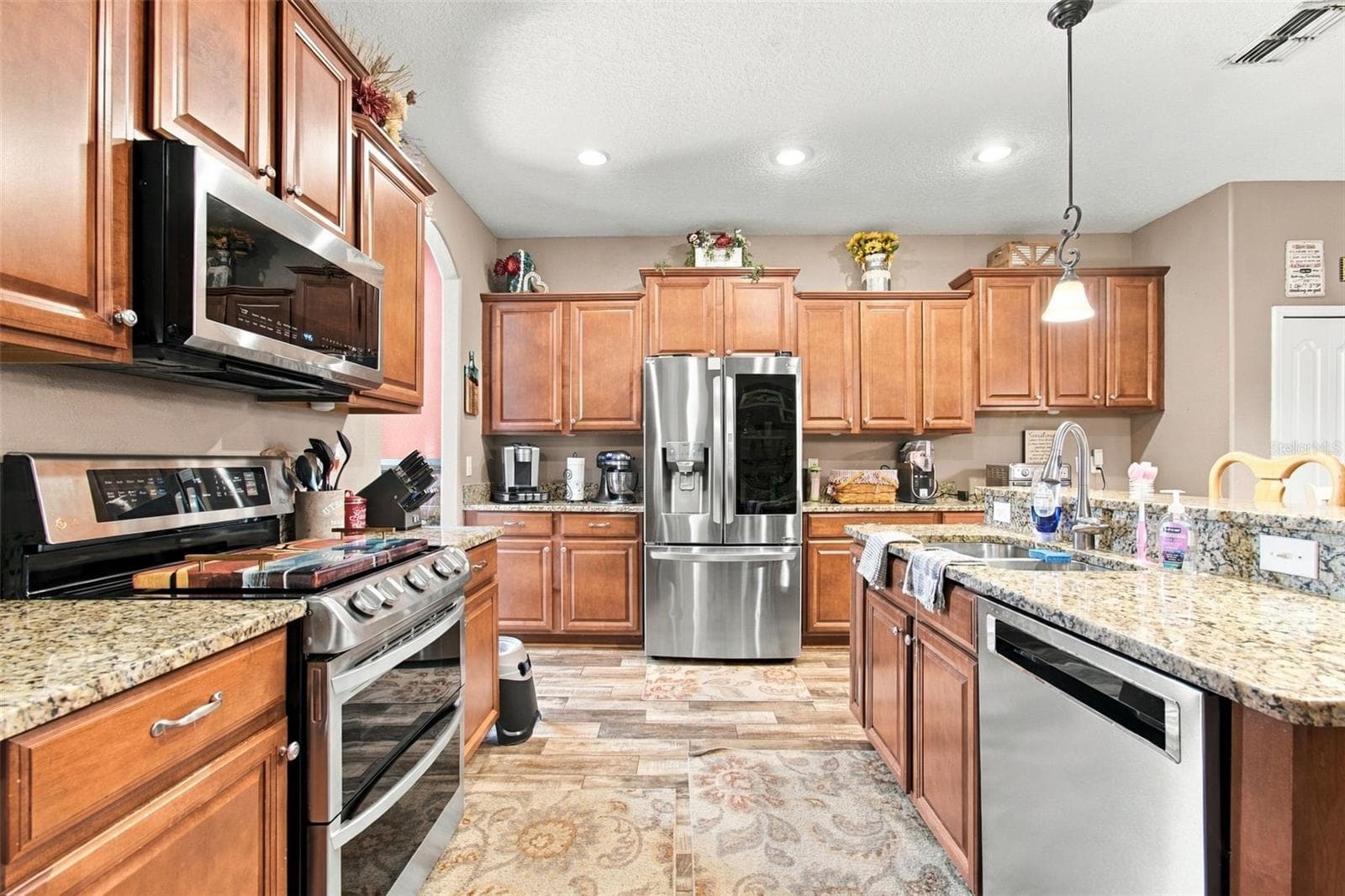 Single Family Residence at 12623 DRAKEFIELD DR, SPRING HILL, photo 11 of 44
