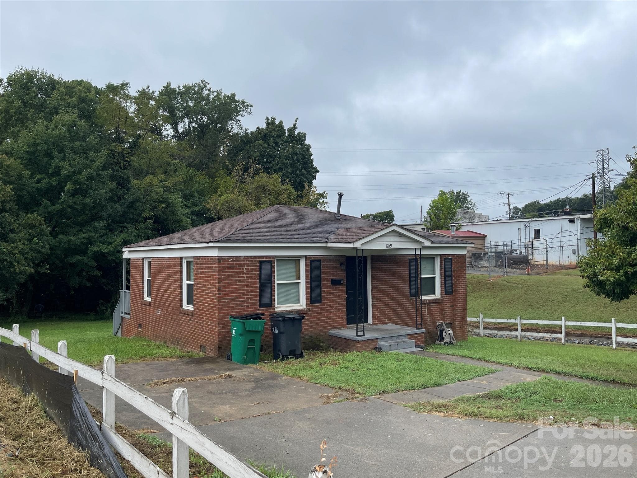 Single Family Residence at Charlotte, photo 3 of 27