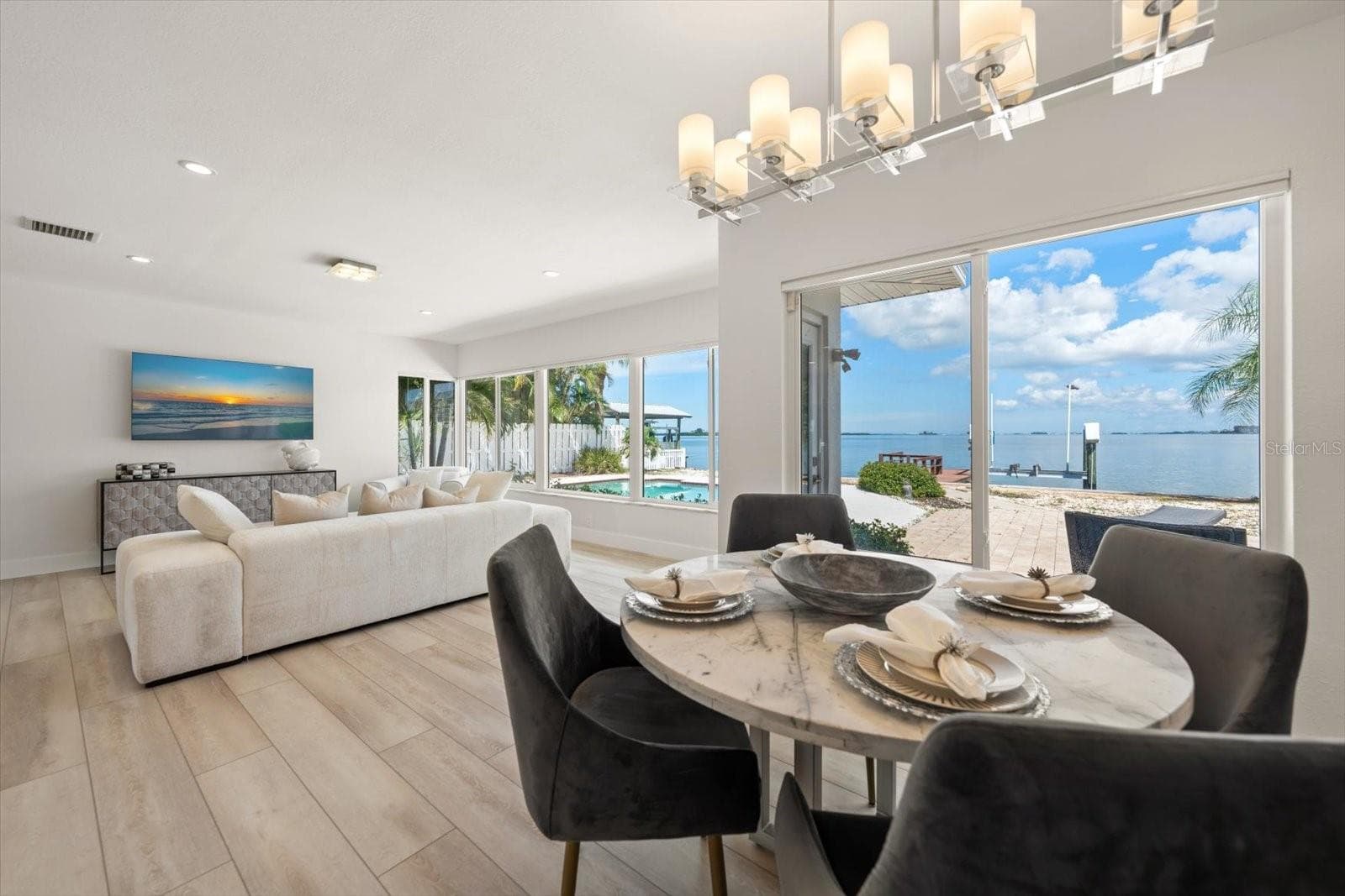 Single Family Residence at 1854 VENETIAN POINT DR, CLEARWATER, photo 8 of 28