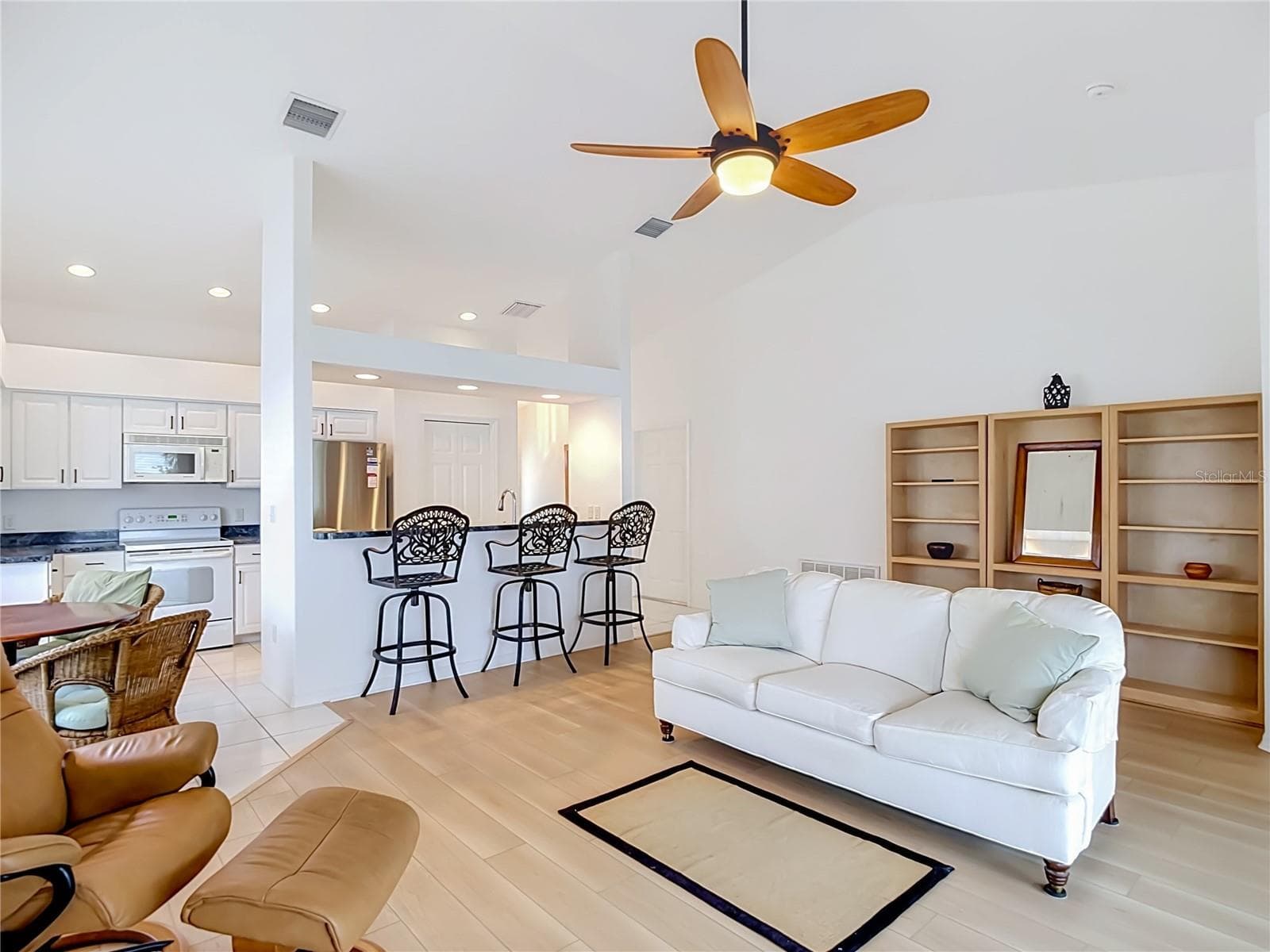 Open Floor Plan - 572 SALMON CT, OLDSMAR