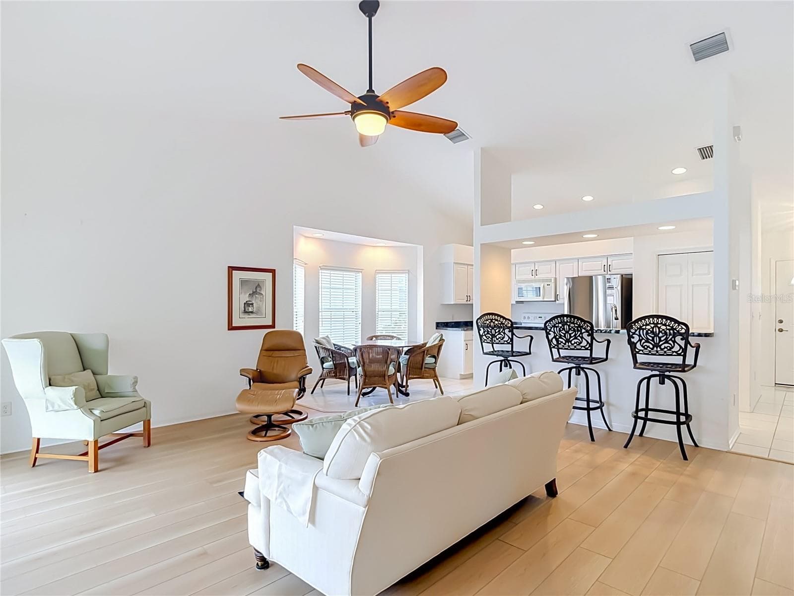 Living Room - Eating Space - Kitchen - 572 SALMON CT, OLDSMAR