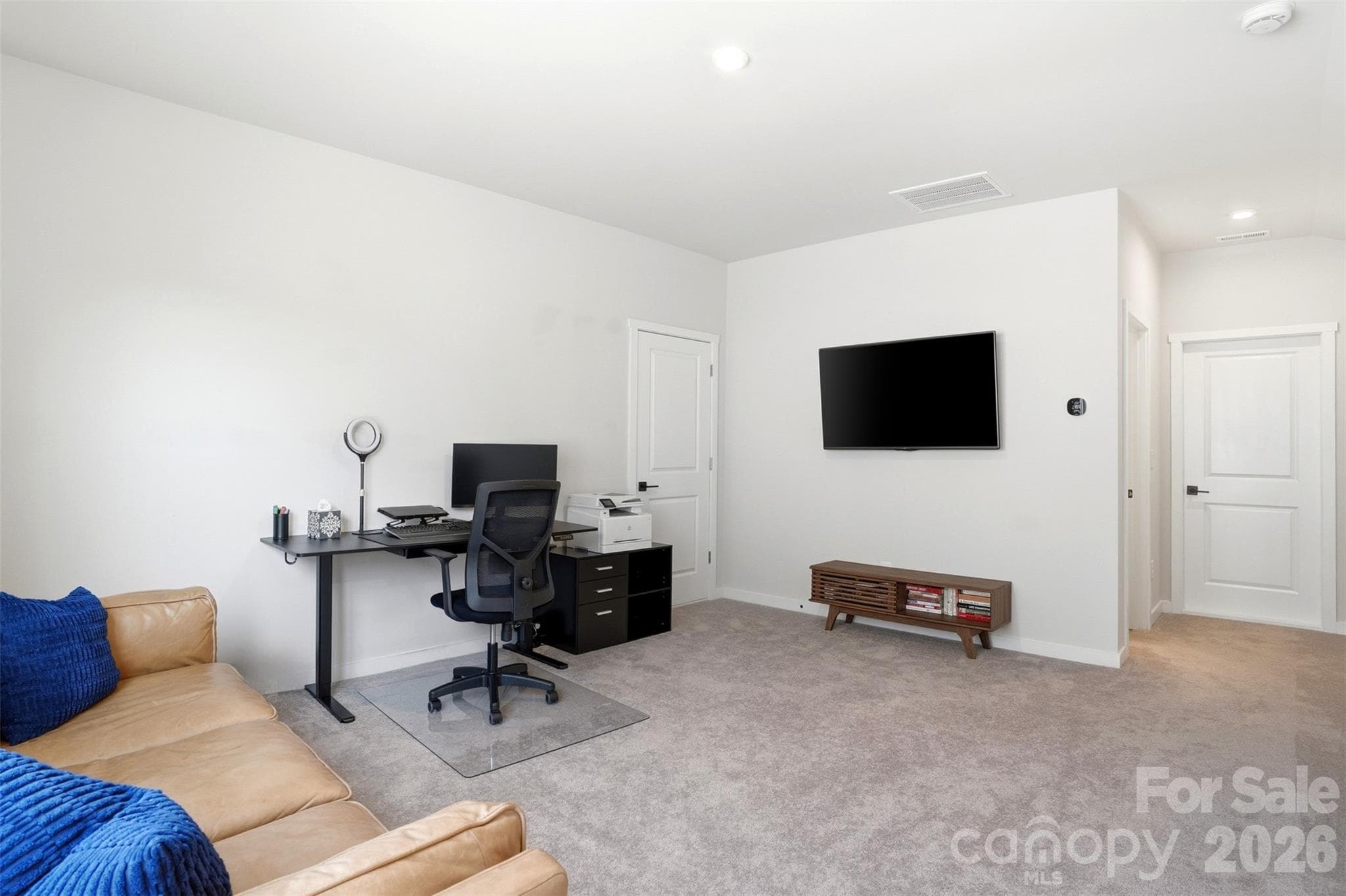Single Family Residence at 7104 Wayfarer Drive, Charlotte, photo 15 of 32