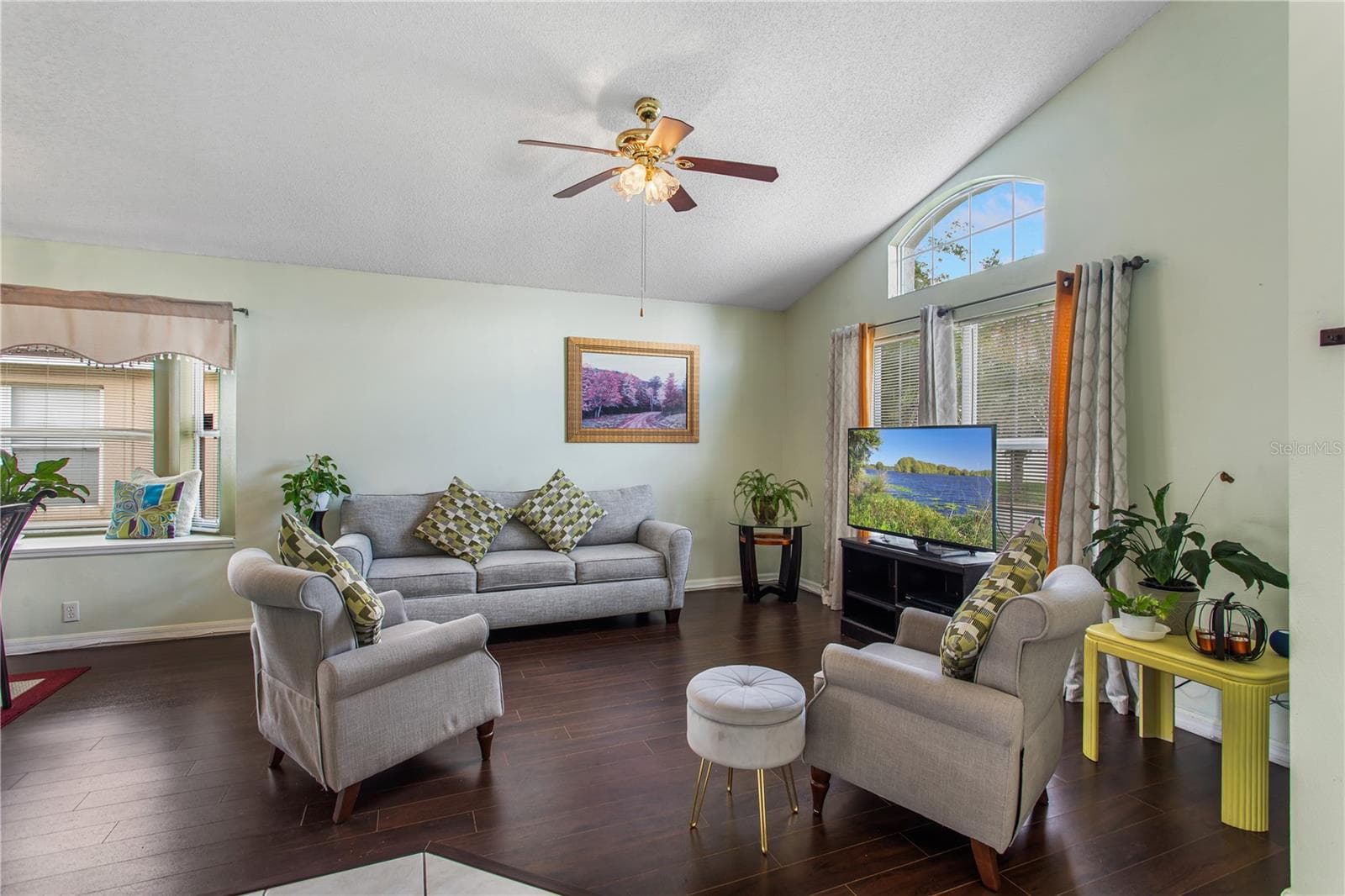 Single Family Residence at 5737 LAKE CHAMPLAIN DR, ORLANDO, photo 5 of 28