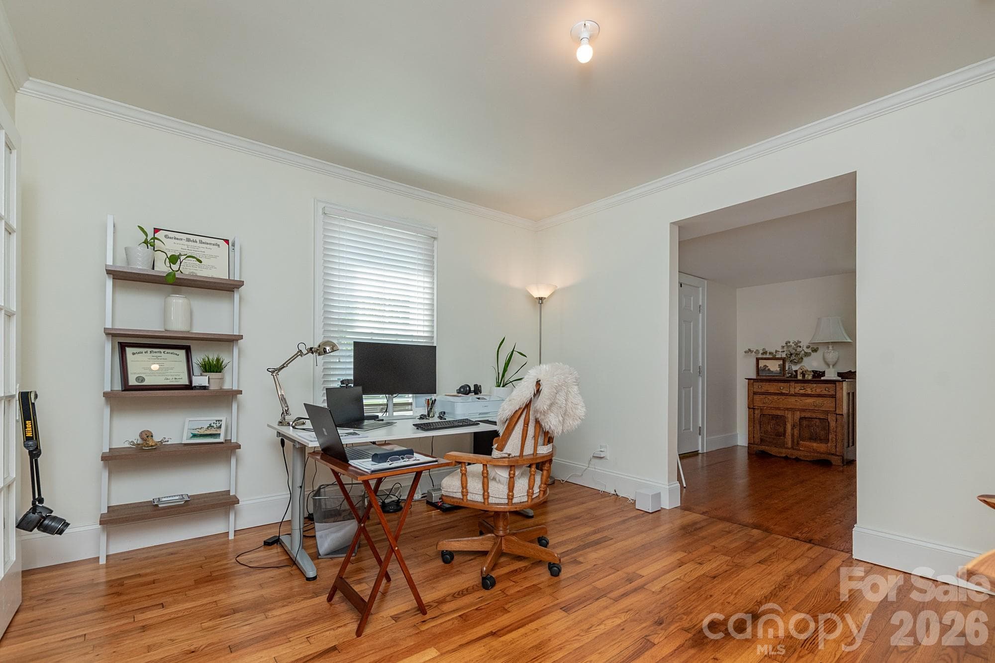 Single Family Residence at 403 Fairview Drive, Lexington, photo 17 of 33