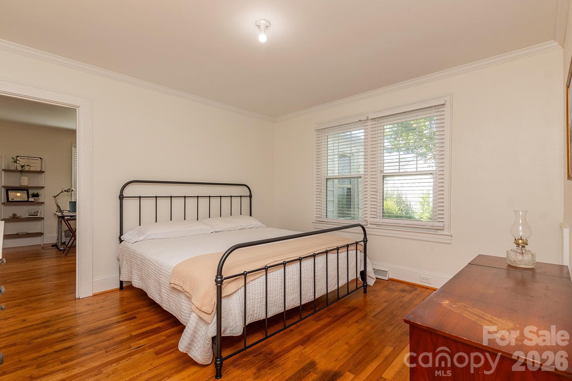 Single Family Residence at 403 Fairview Drive, Lexington, photo 24 of 33