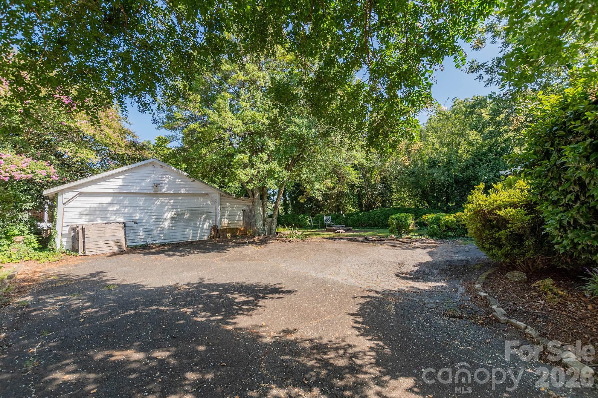 Single Family Residence at 403 Fairview Drive, Lexington, photo 33 of 33