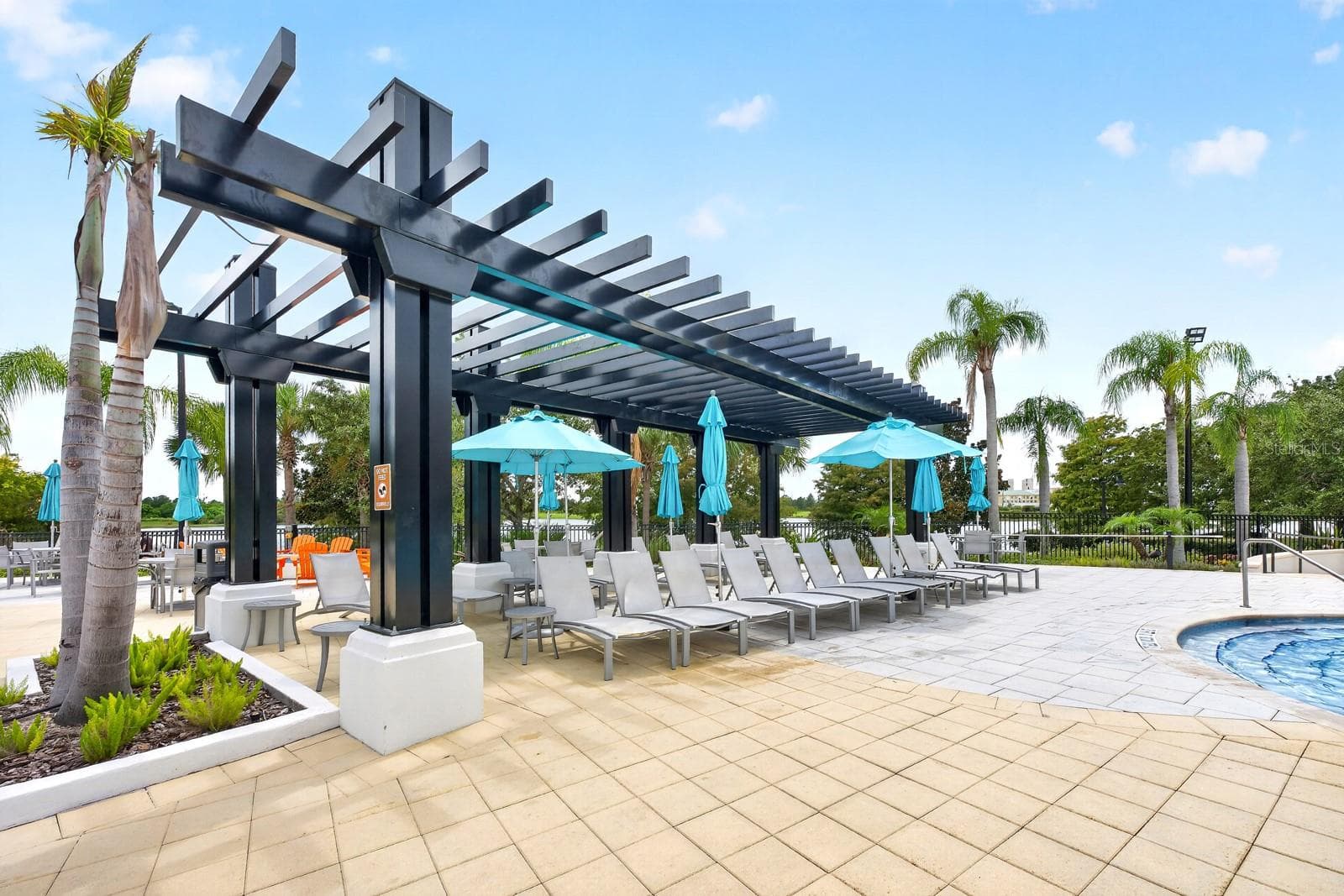 Poolside Seating. - 5049 SHOREWAY LOOP #1-201, ORLANDO