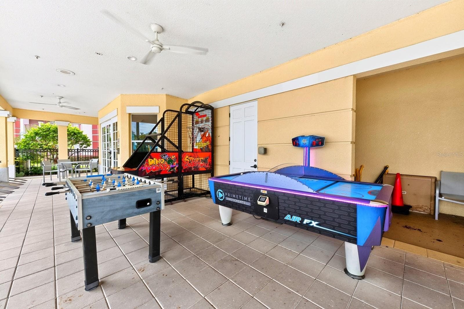 Arcade style games. - 5049 SHOREWAY LOOP #1-201, ORLANDO