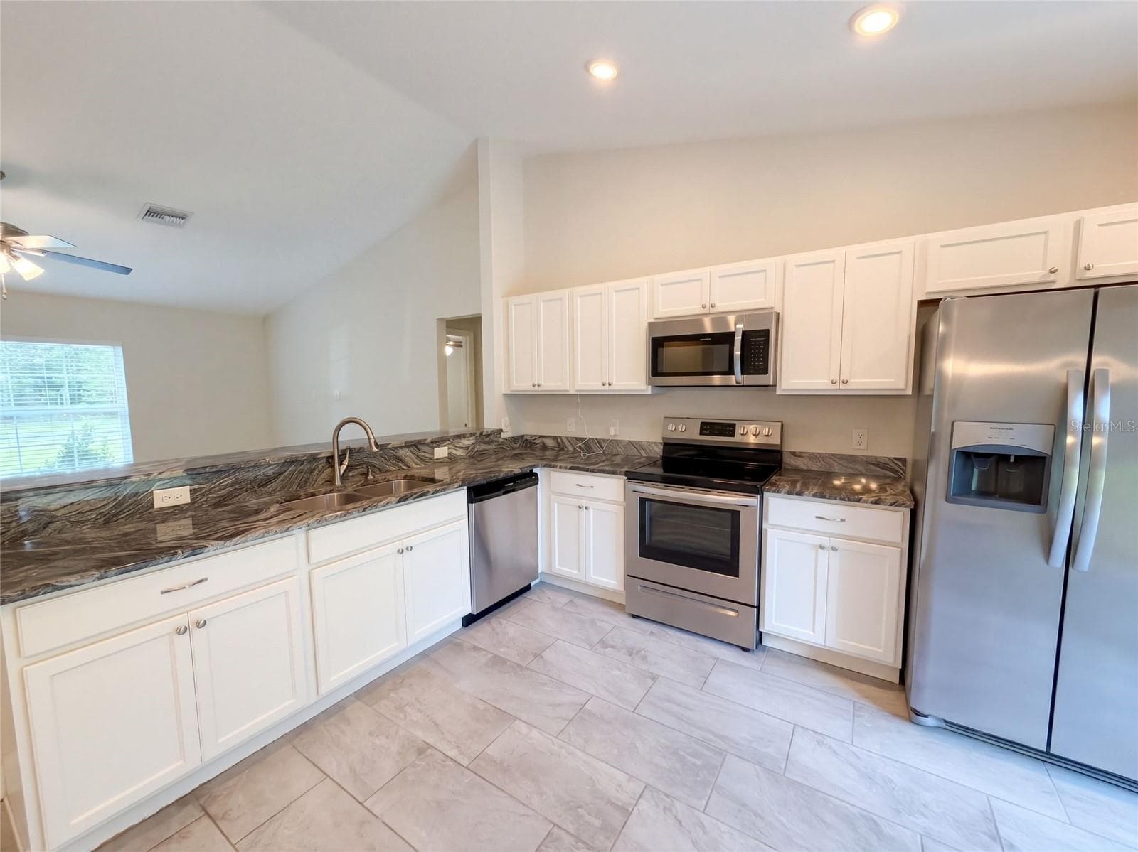 Single Family Residence at 5209 SW 128TH PL, OCALA, photo 2 of 13