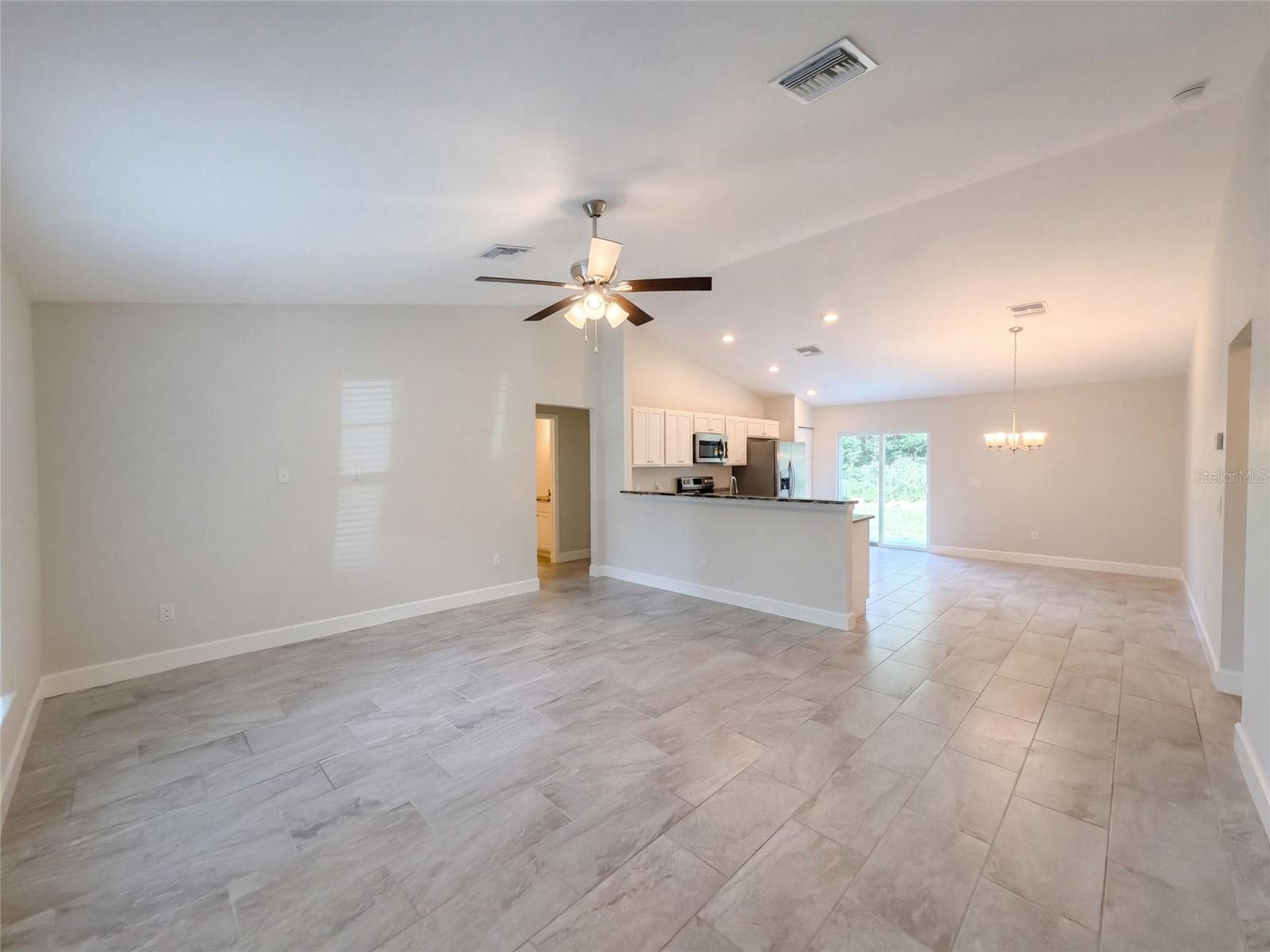 Single Family Residence at 5209 SW 128TH PL, OCALA, photo 3 of 13
