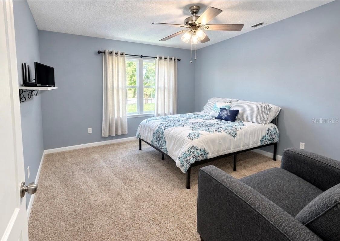 Single Family Residence at 635 AUTUMN STREAM DR, AUBURNDALE, photo 5 of 26