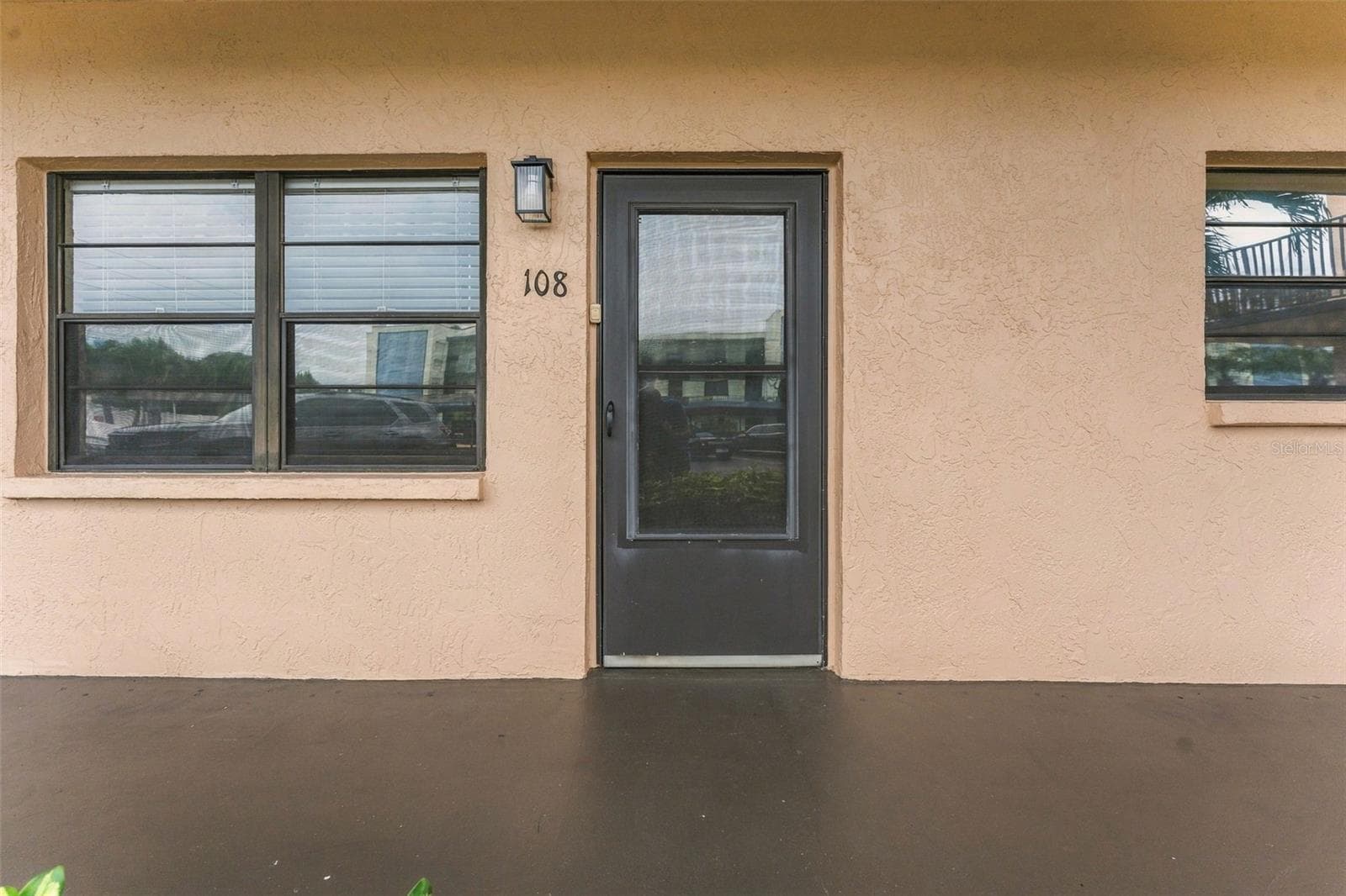 First floor unit! - 5971 TERRACE PARK DR N #108, ST PETERSBURG