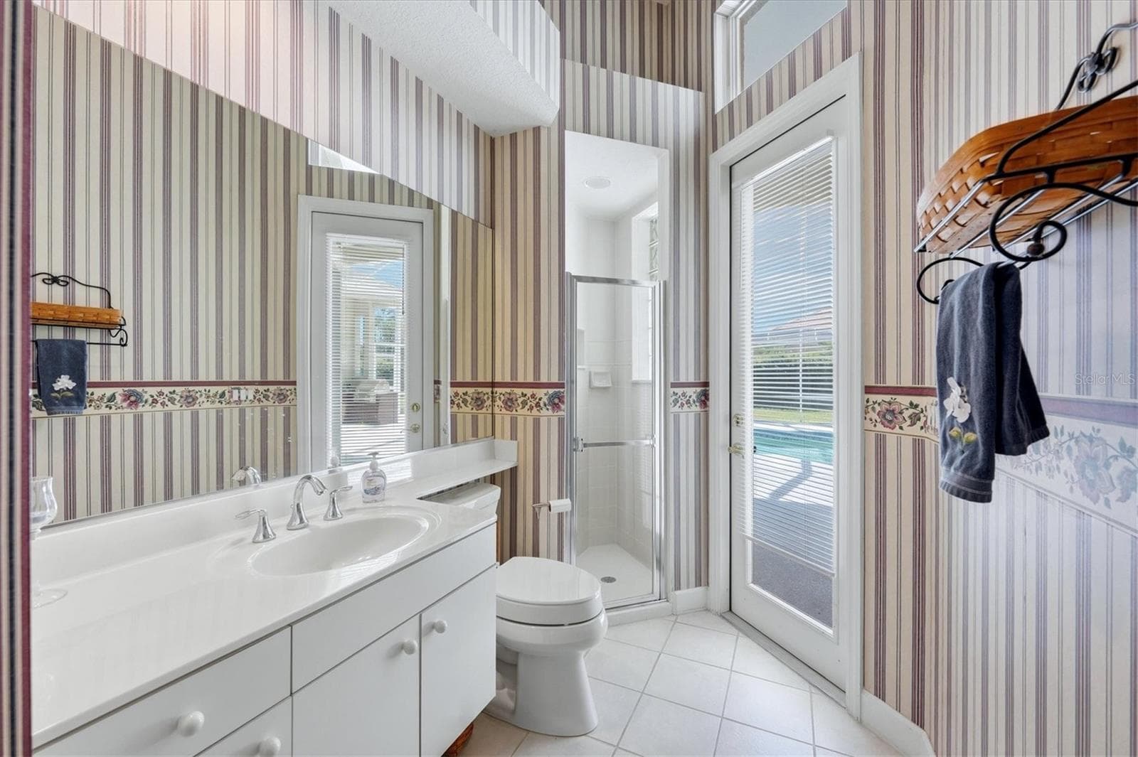 Pool/Guest Bath - 2012 NW 84TH STREET CIR, BRADENTON