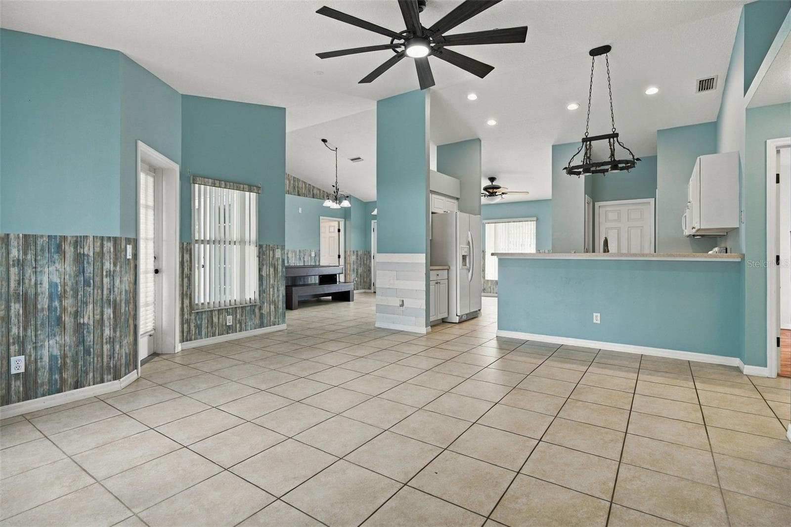 Single Family Residence at 1298 N TIMUCUAN TRL, INVERNESS, photo 11 of 46