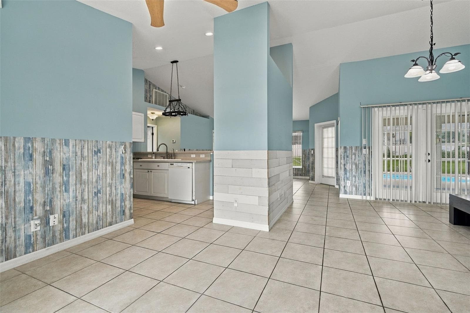 Single Family Residence at 1298 N TIMUCUAN TRL, INVERNESS, photo 17 of 46