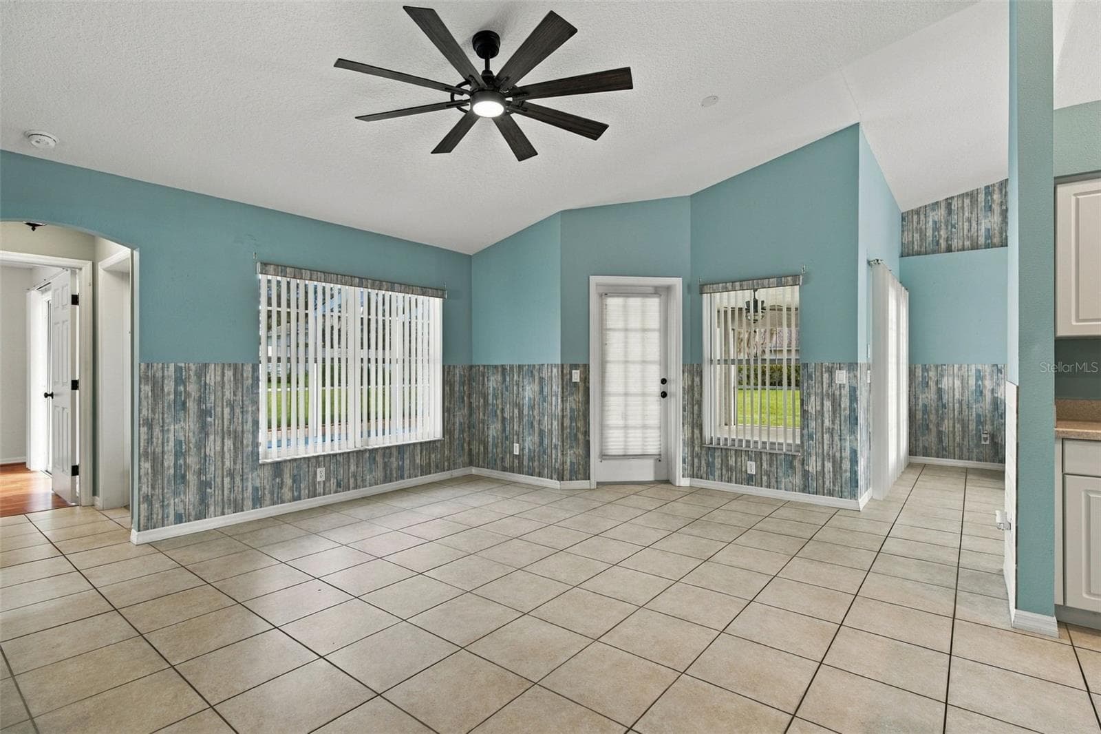 Single Family Residence at 1298 N TIMUCUAN TRL, INVERNESS, photo 18 of 46