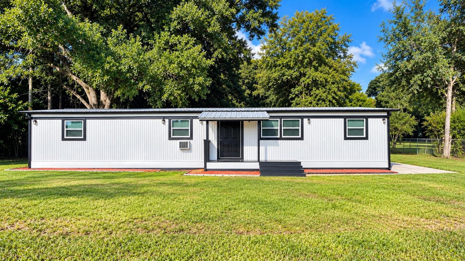 7690 GORDON LOOP