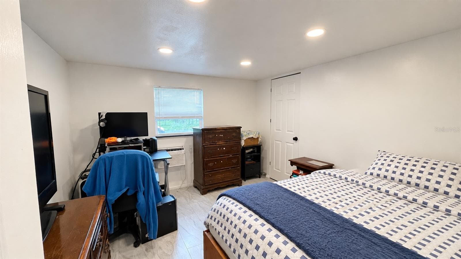 Manufactured Home at 7690 GORDON LOOP, BROOKSVILLE, photo 9 of 18