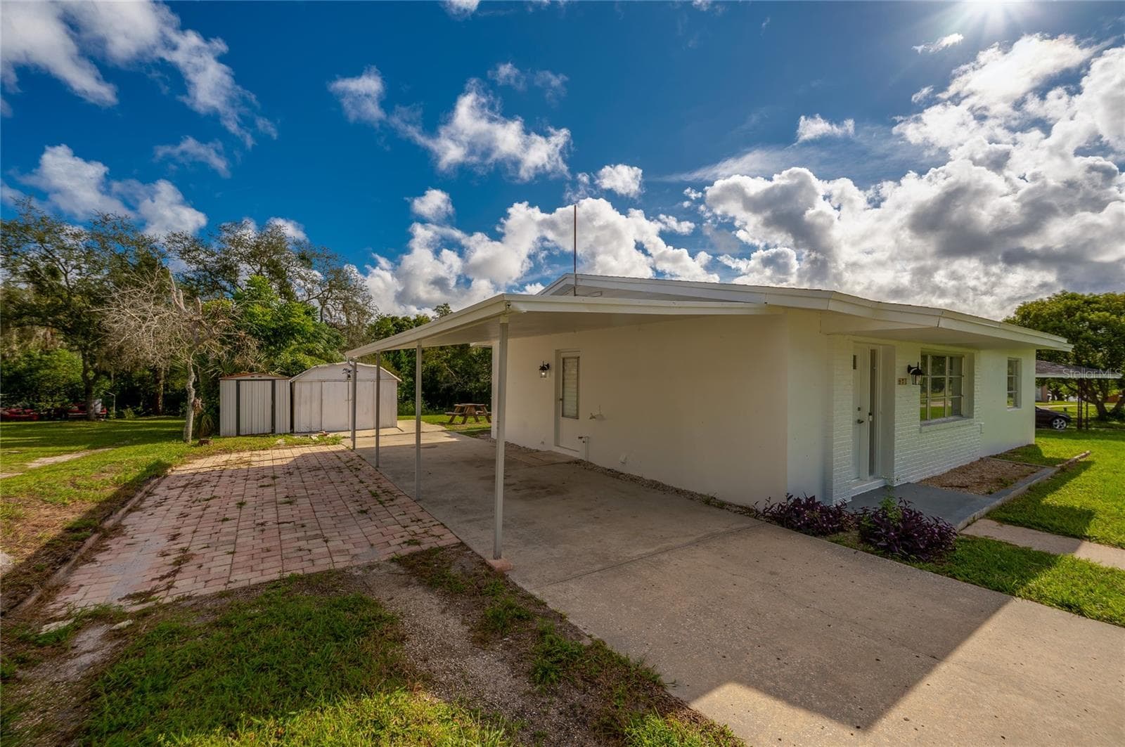 Single Family Residence at 971 N WAYCROSS CIR, DELTONA, photo 23 of 37