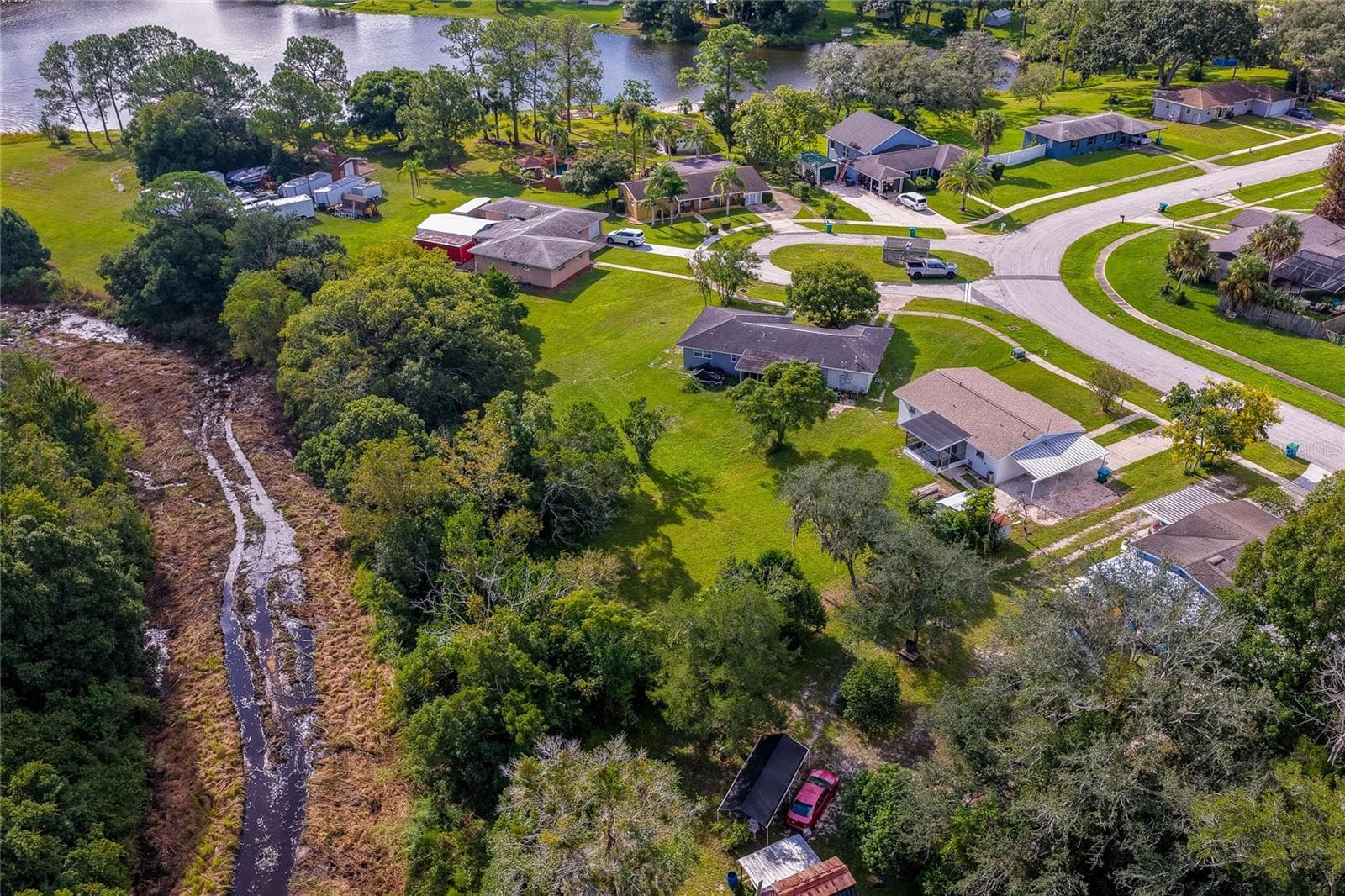 Single Family Residence at 971 N WAYCROSS CIR, DELTONA, photo 36 of 37
