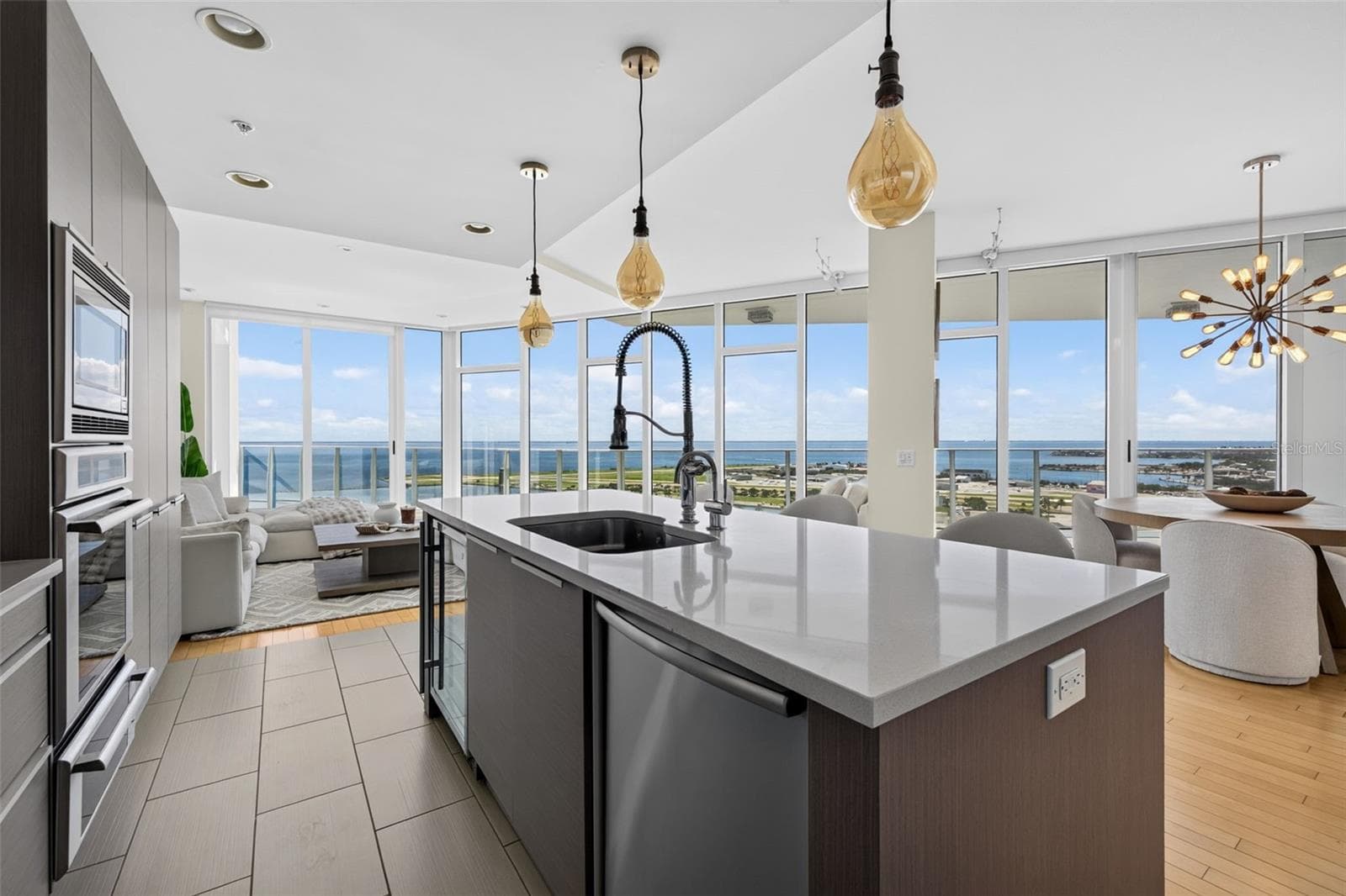 Condominium at 175 1ST ST S #2107, ST PETERSBURG, photo 8 of 52