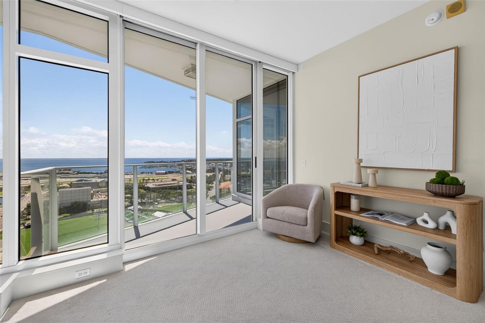 Primary Suite - 175 1ST ST S #2107, ST PETERSBURG