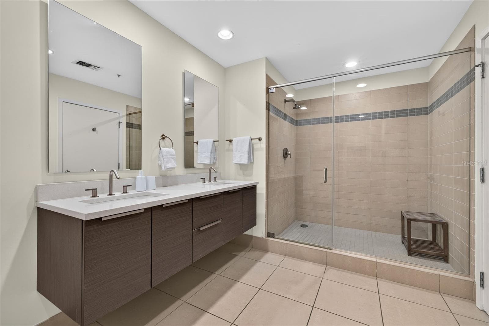 Primary Suite Bath - 175 1ST ST S #2107, ST PETERSBURG