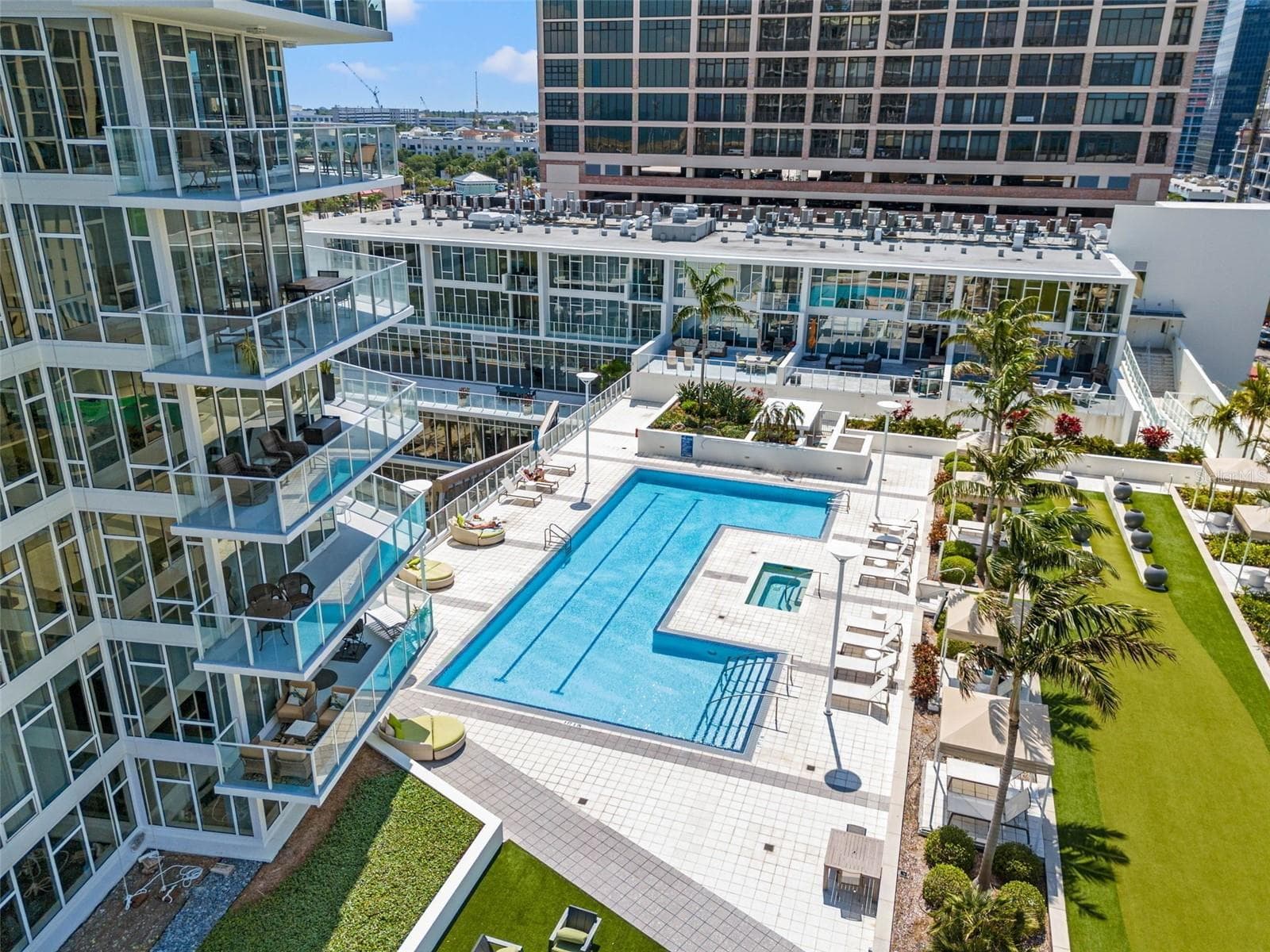 Condominium at 175 1ST ST S #2107, ST PETERSBURG, photo 48 of 52
