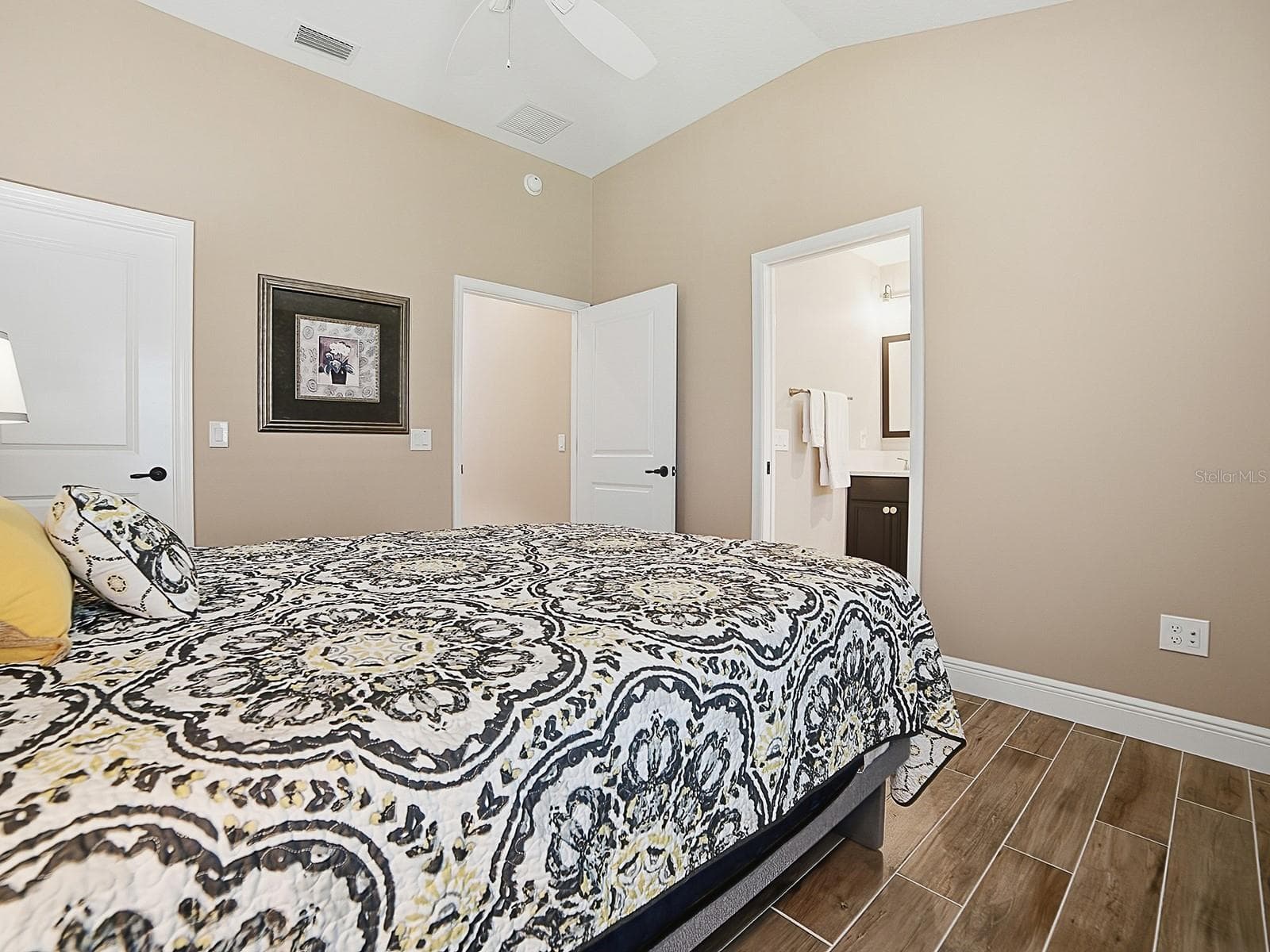 THIS GUEST ROOM HAS A LARGE DEEP CLOSET AND AN EN-SUITE BATH. - 3075 LICCIARDELLO PATH, THE VILLAGES