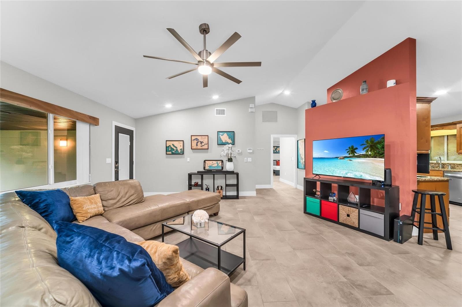 Single Family Residence at 5005 10TH LN E, BRADENTON, photo 17 of 90