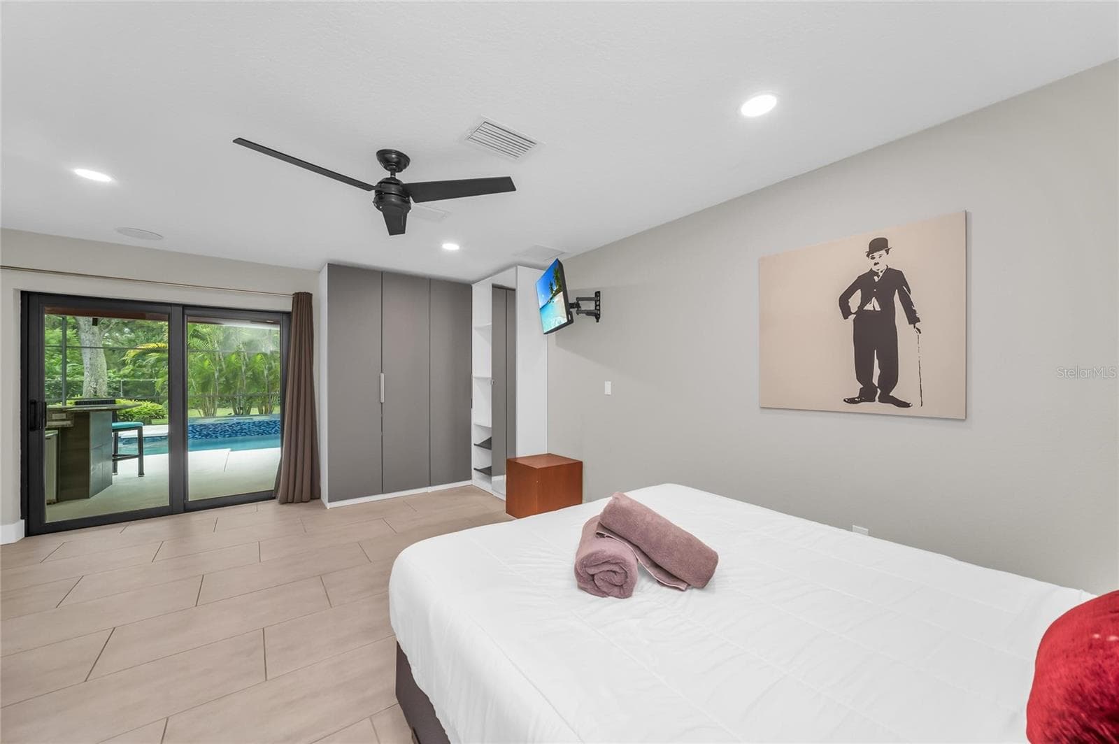BDR 5 - 5005 10TH LN E, BRADENTON