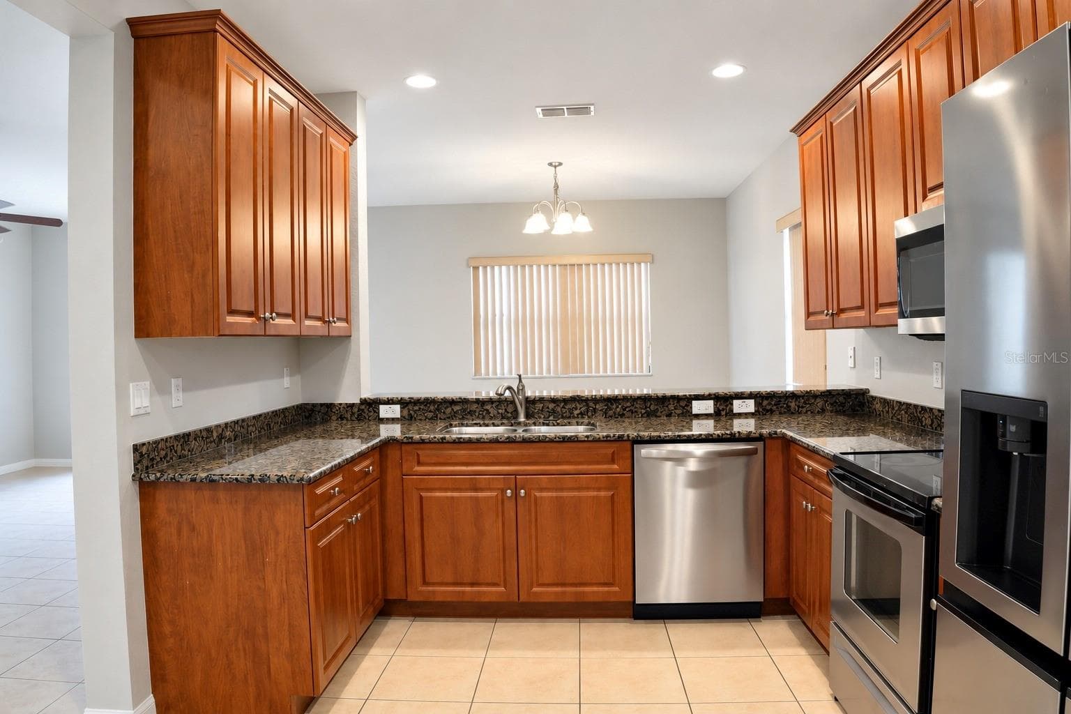Townhouse at 1298 CLOVE DR, POINCIANA, photo 7 of 32
