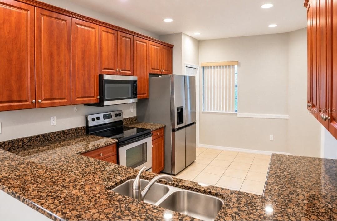 Townhouse at 1298 CLOVE DR, POINCIANA, photo 8 of 32