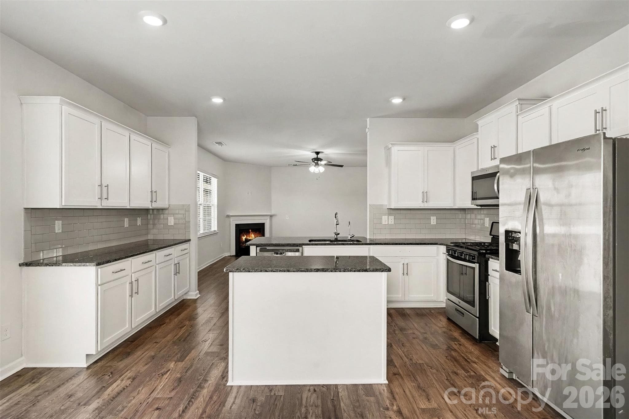 Single Family Residence at 10631 Bradstreet Commons Way, Charlotte, photo 14 of 43